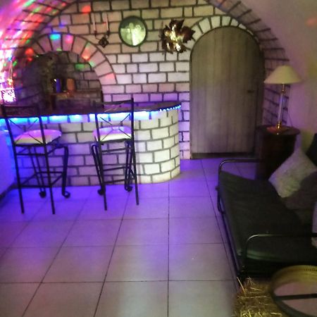 Le Nid - Amboise Gite Semi Troglodyte Esterno foto