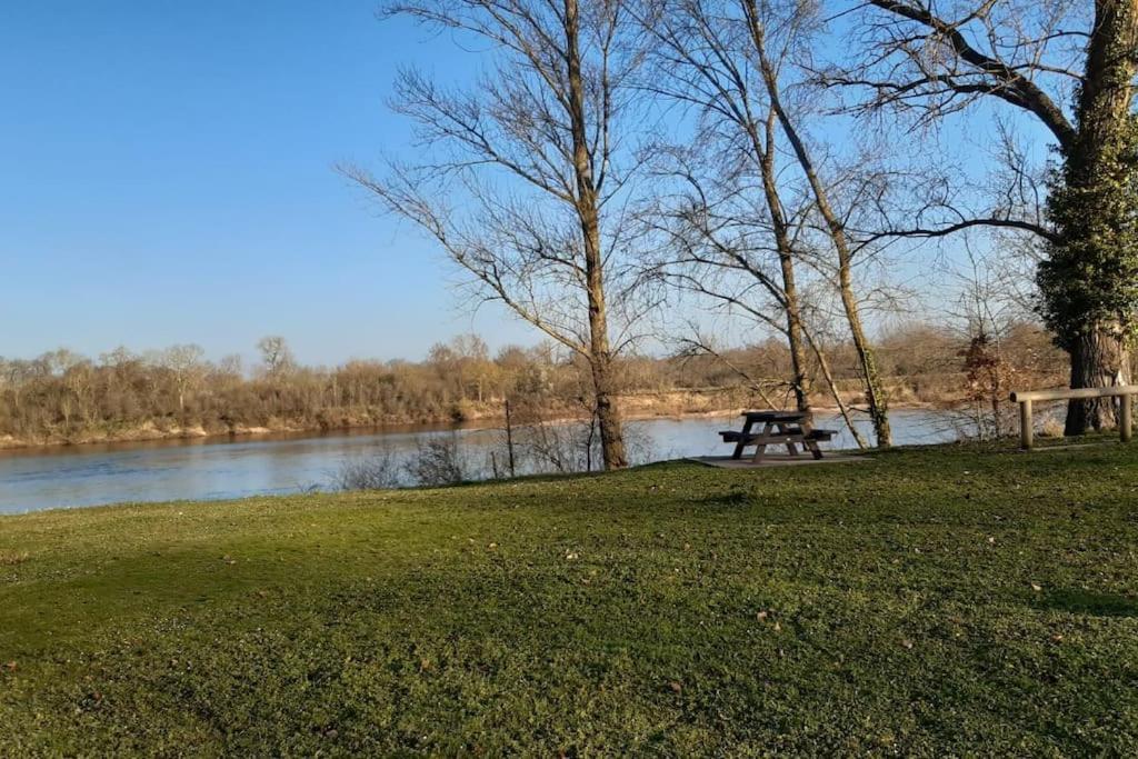Le Nid - Amboise Gite Semi Troglodyte Esterno foto